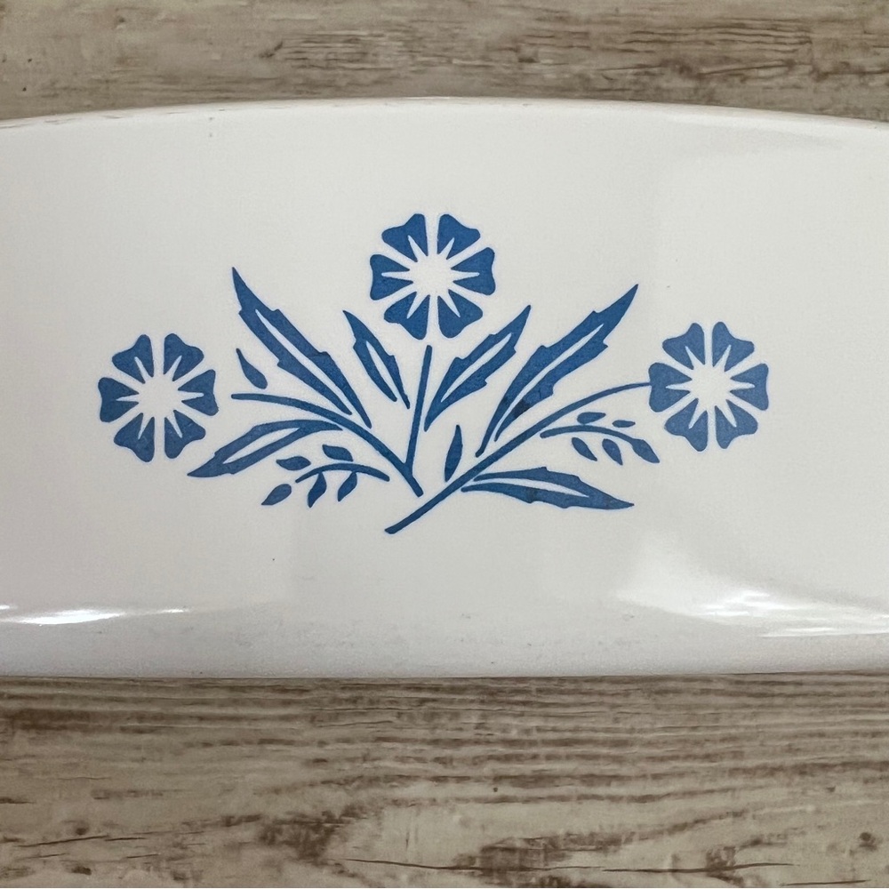 Vintage Corningware White and Blue Cornflower A-2-B Bakeware Dish 2 Liter - Picture 7 of 7